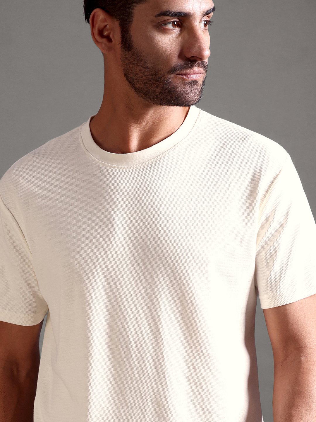 Eyelet Waffle Textured Crew Neck - Off White - Image 3